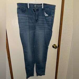 No boundaries medium wash skinny jeans